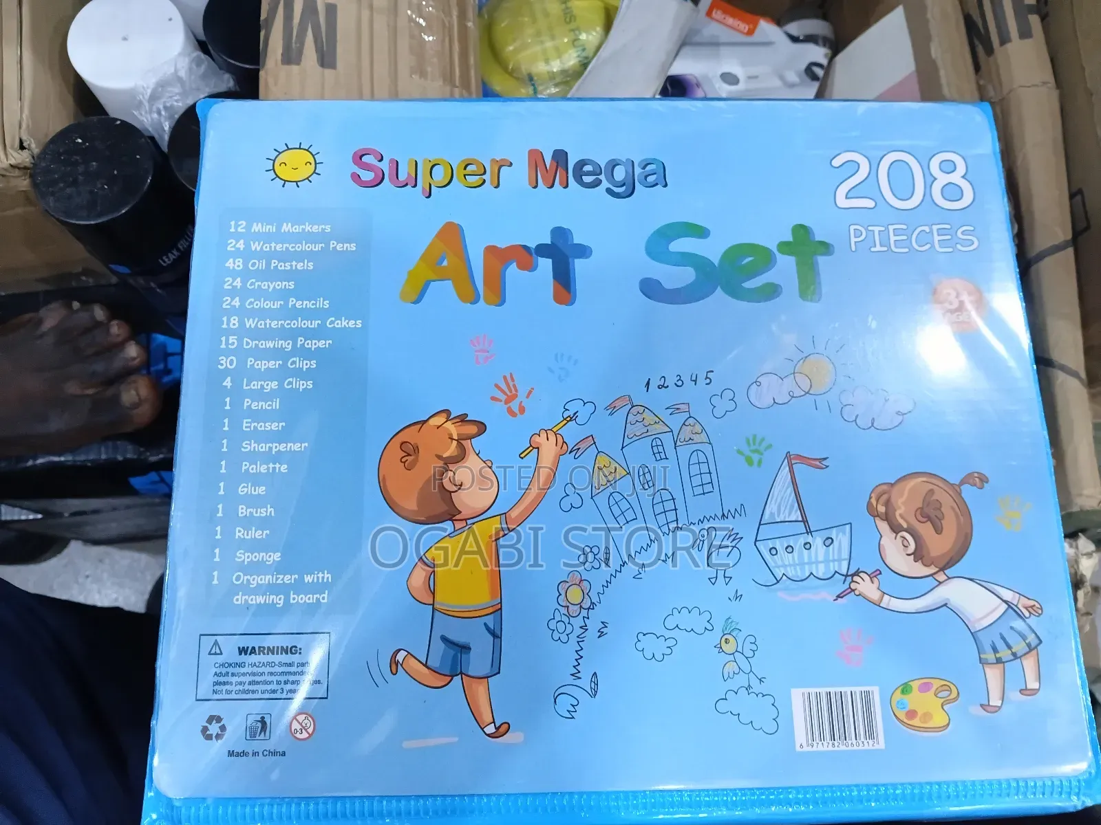 208-Piece Kids' Art Set and Drawing Kit Designed