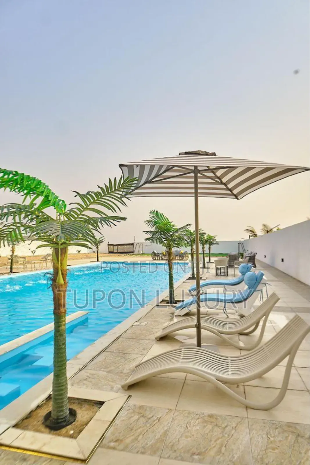 5bedroom Beach House With Indoor and Outdoor Pool