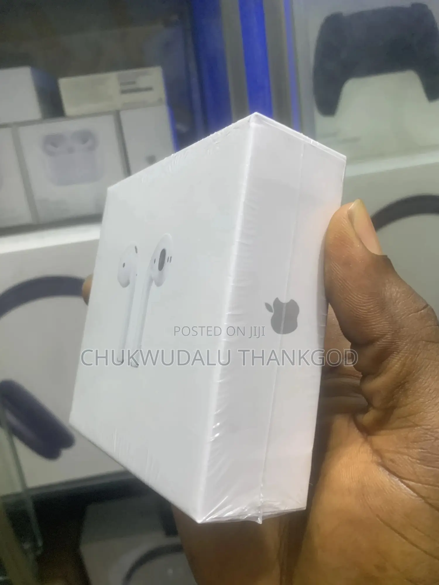 Apple Airpods2 Are Wireless Earbuds