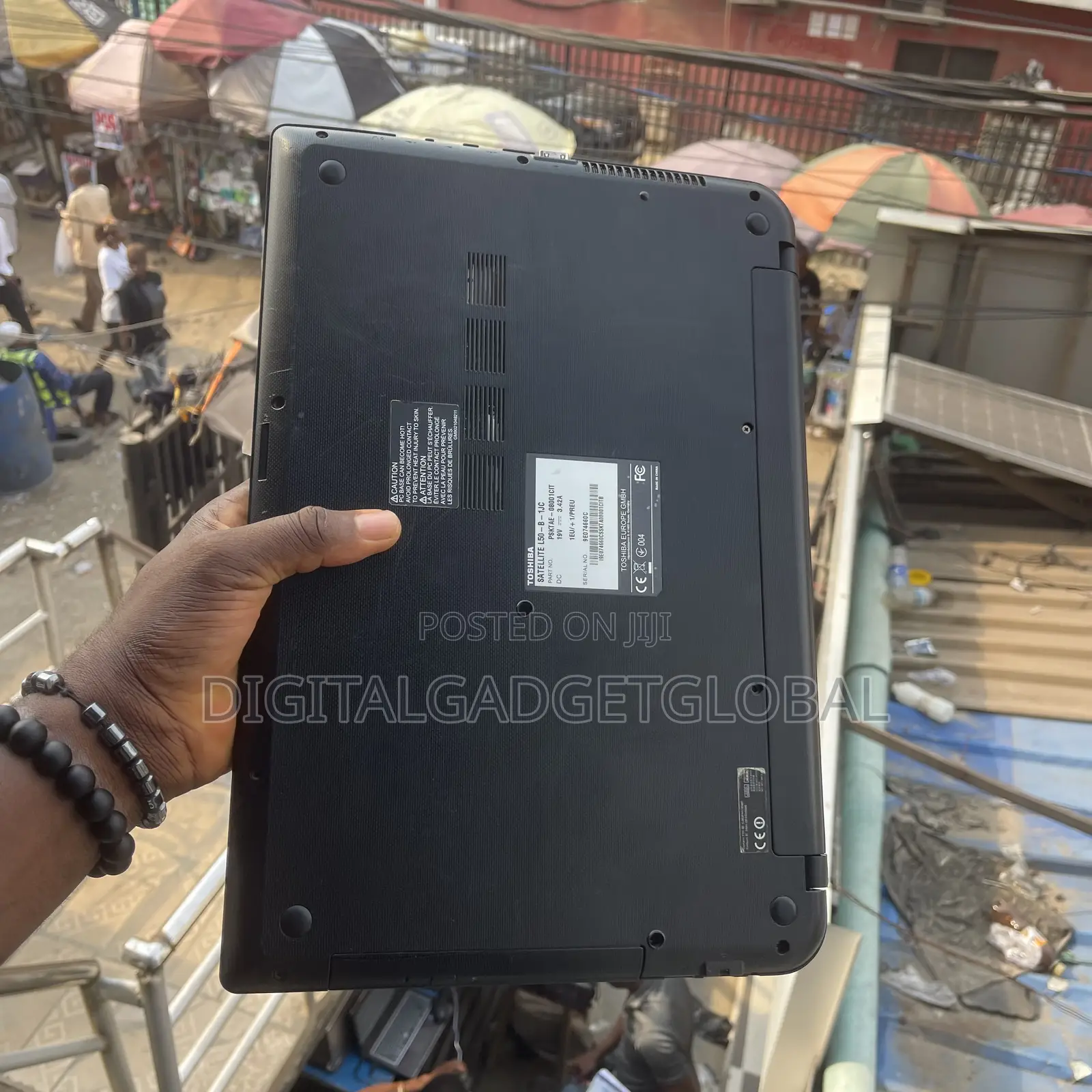 Laptop Toshiba Satellite L50 8GB Intel Core i5 HDD+SSD 500GB