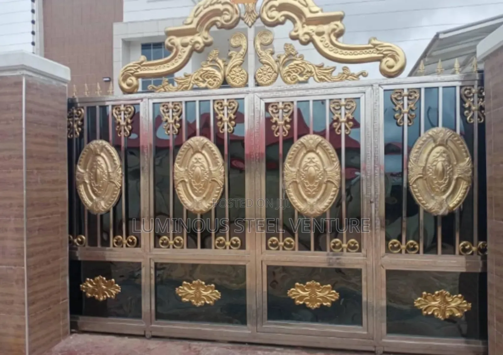Stainless Steel Gates Are Durable, Low-Maintenance, and Rust-