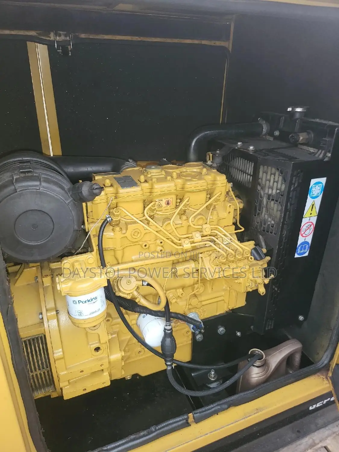 Semi-New 22kva Cat Mantrac Soundproof Dieselgen Plus Digital