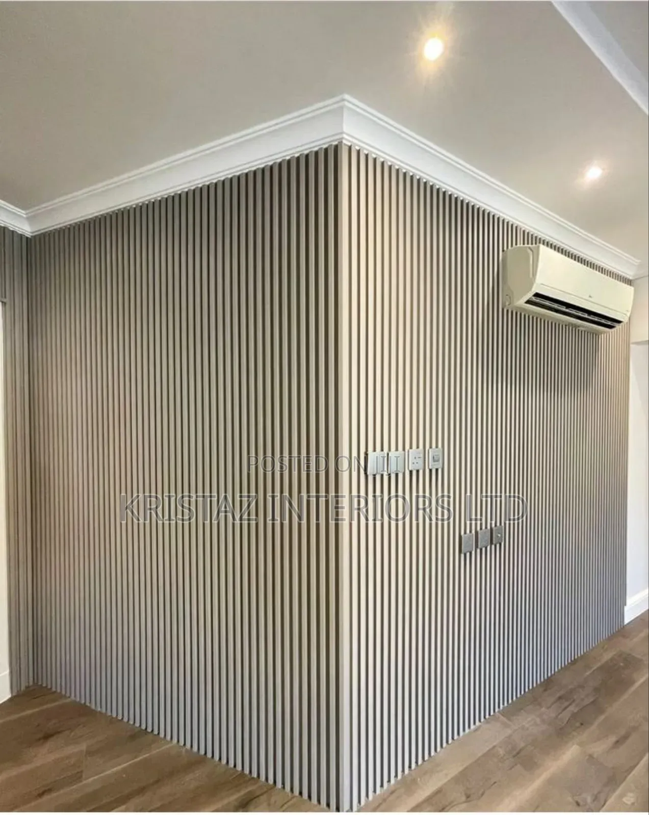 Angle for Fluted Panel