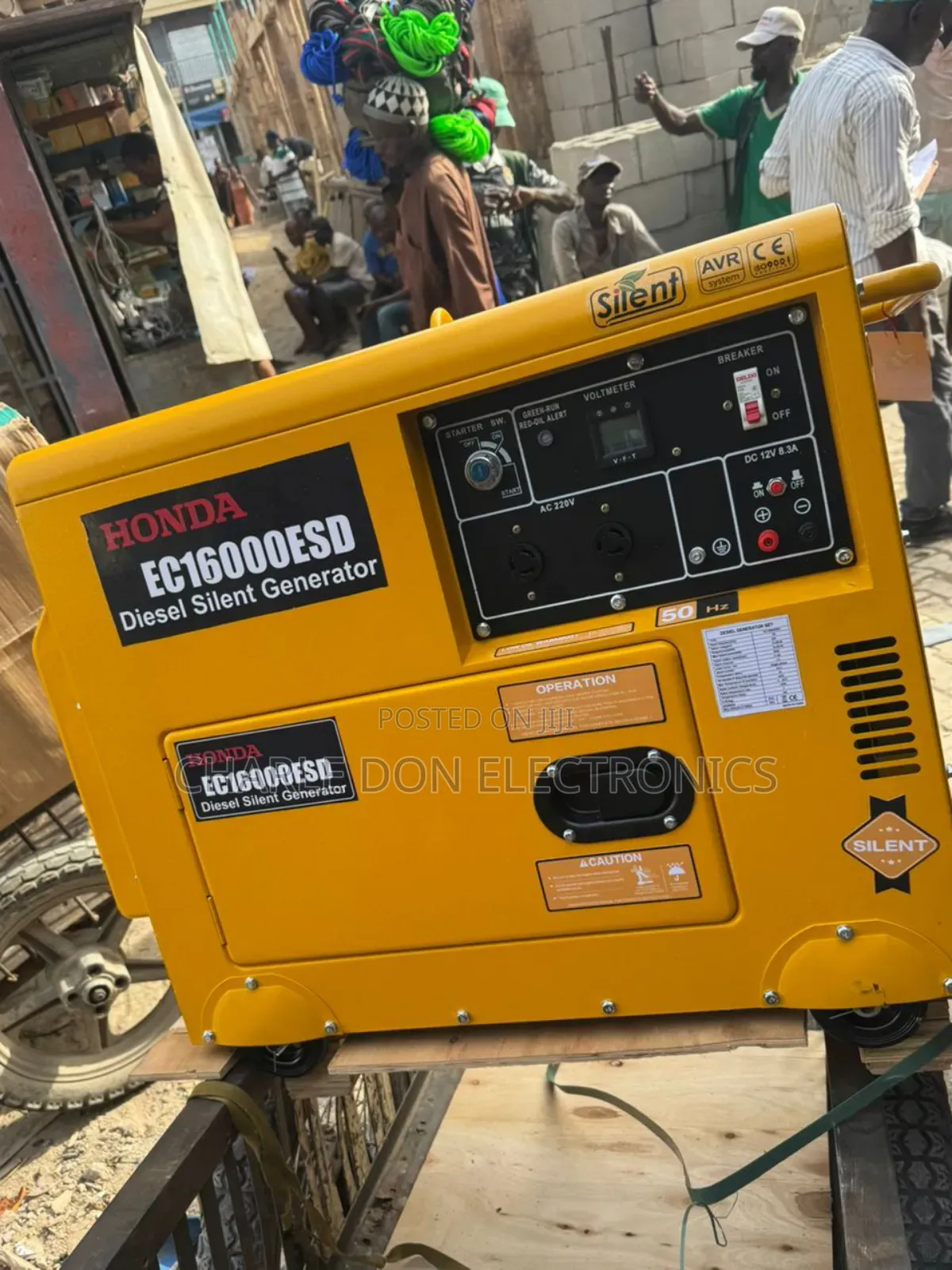 Heavy-Duty Honda 15kva Soundproof Diesel Generator 
