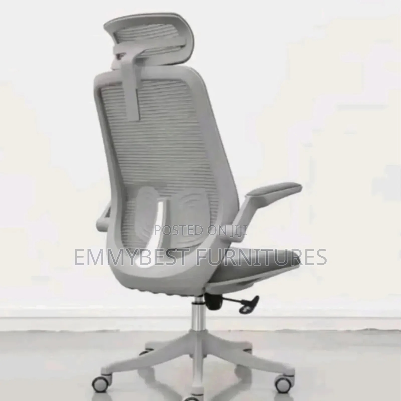 Quality Mesh Swivel Office Chair.