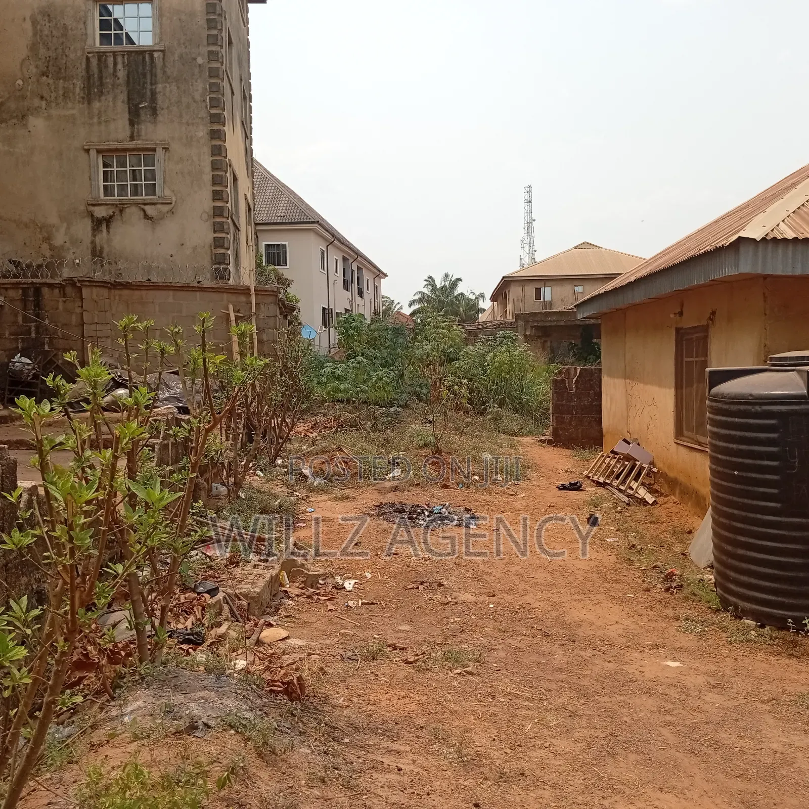A Plot of Land With Incompleted Building