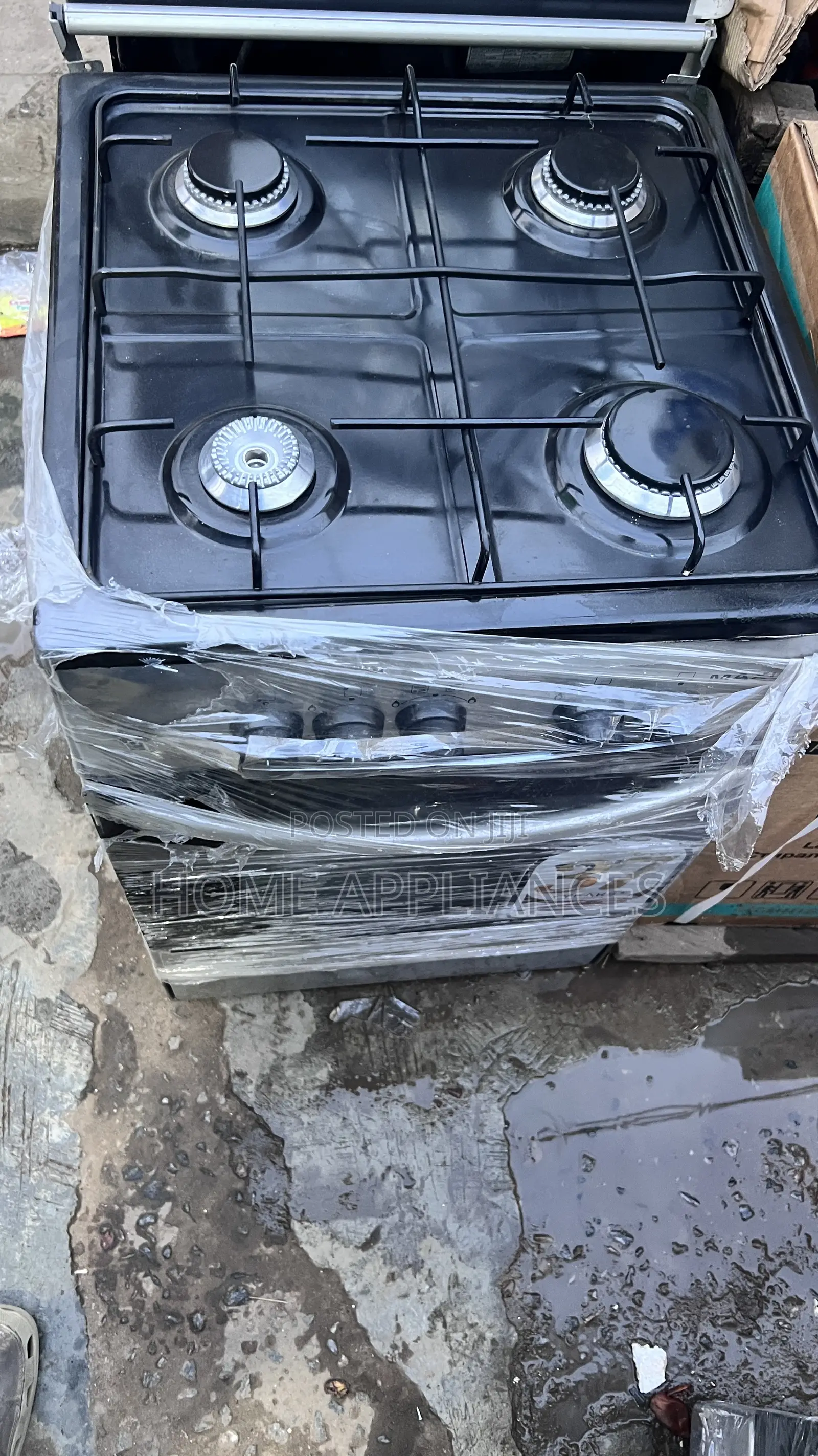Maxi 4 Burner Standing Gas Cooker With Oven and Grill Wit Warranty