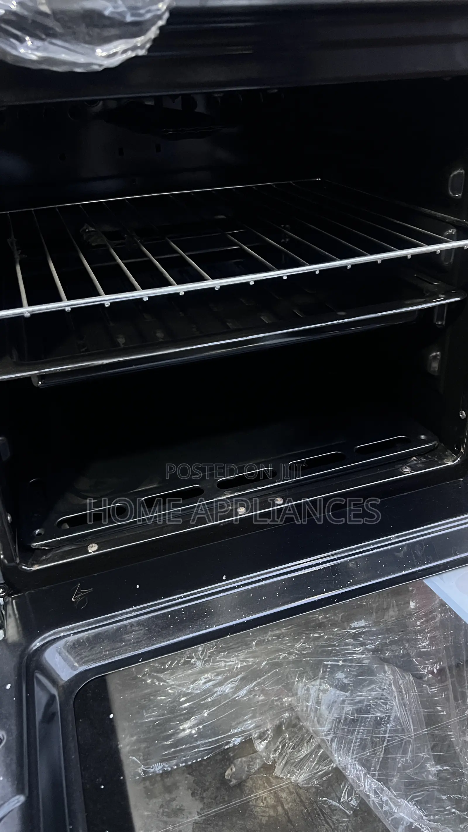 Maxi 4 Burner Standing Gas Cooker With Oven and Grill Wit Warranty
