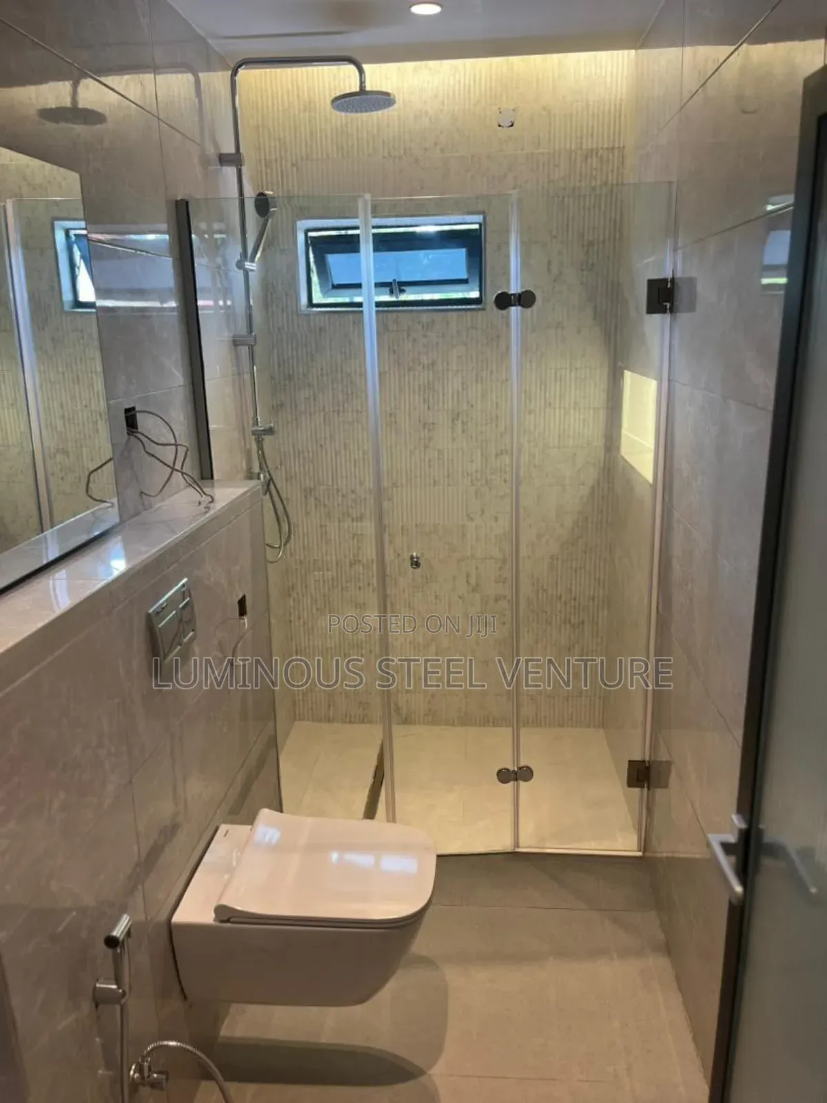Shower Cubicle Clear Tampered Glass 10mm Thickness CNG