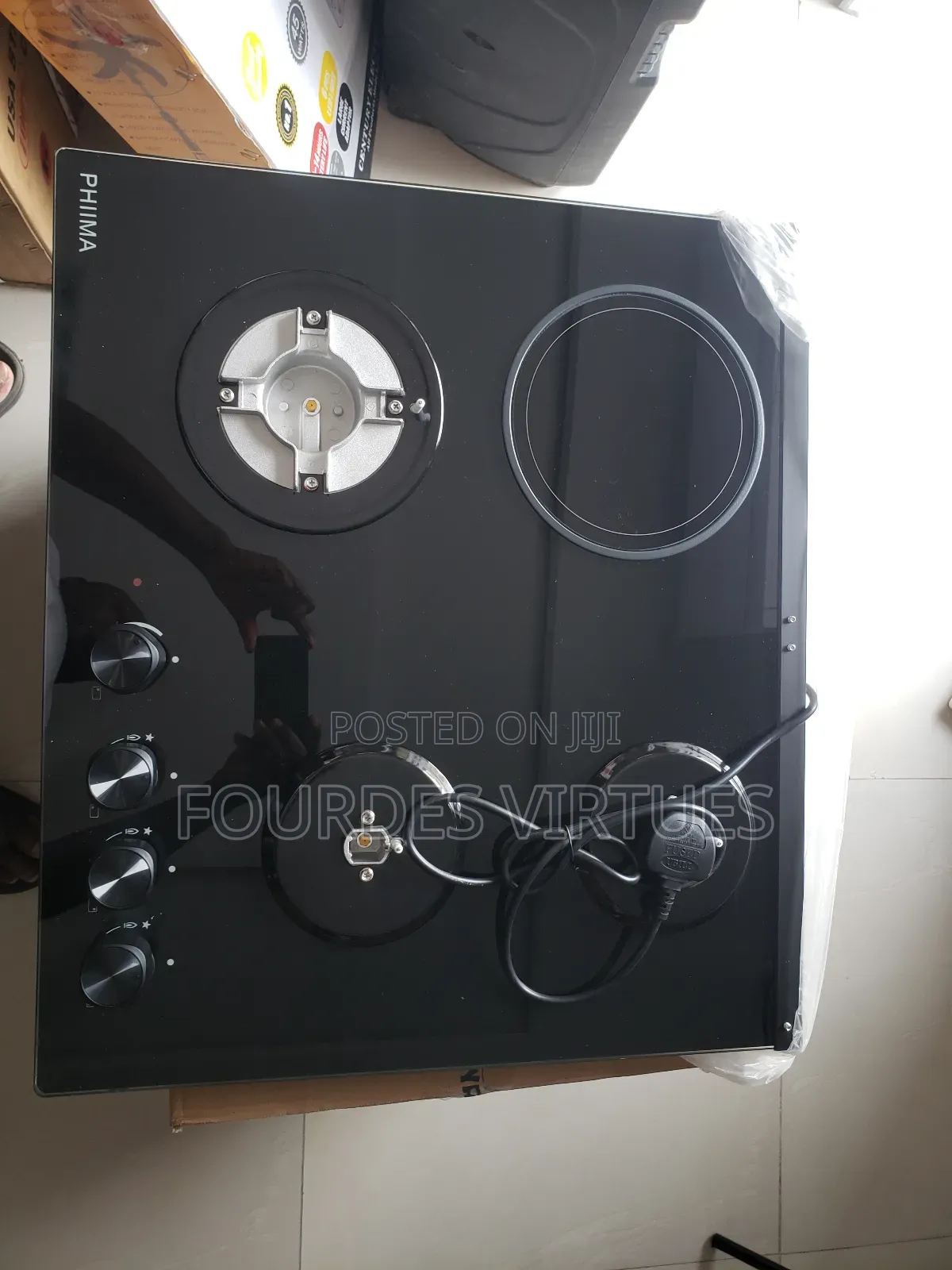 60cm 3b + 1p Inbuilt Cooker