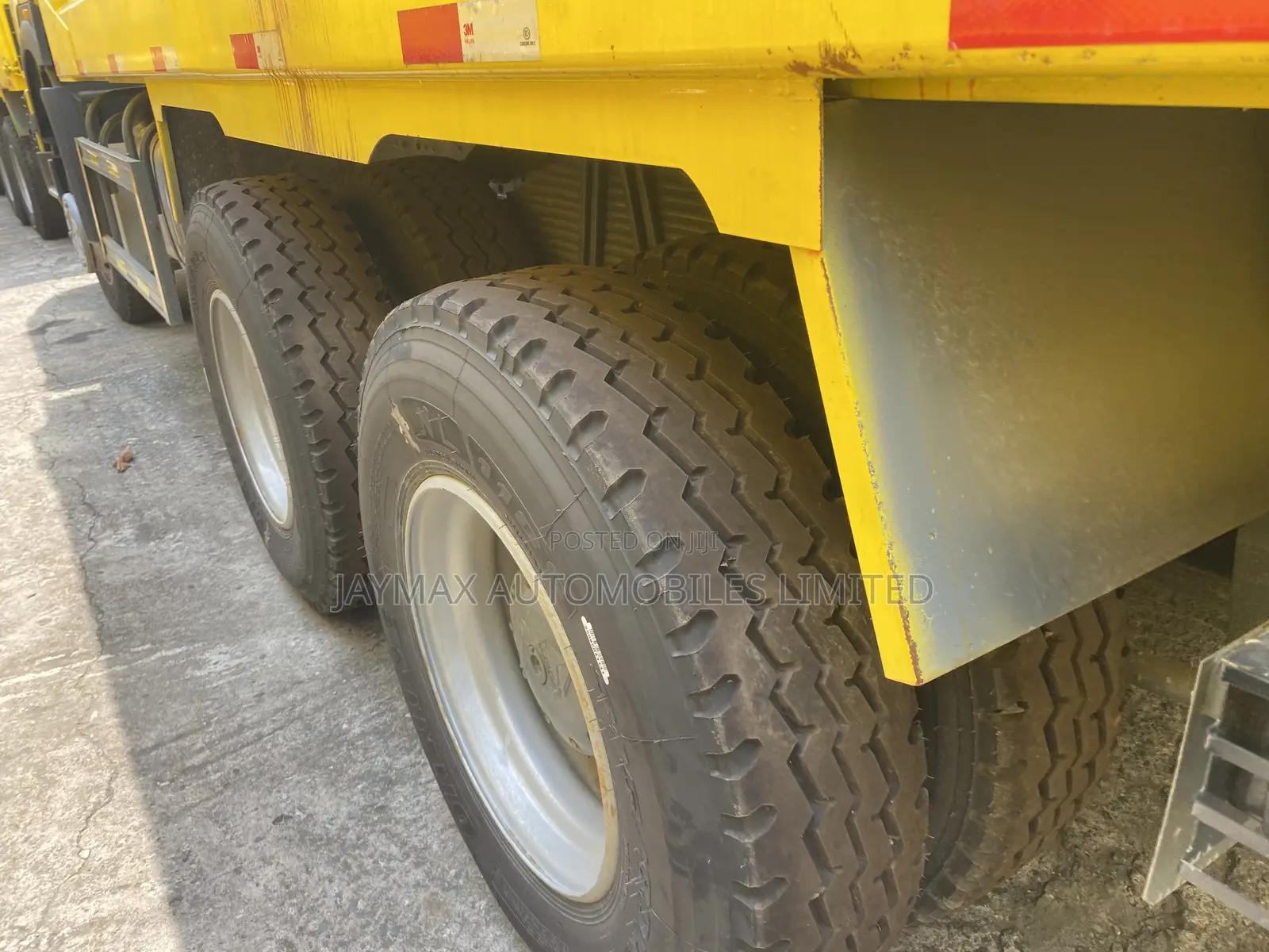 Howo 371 2017 Model Yellow