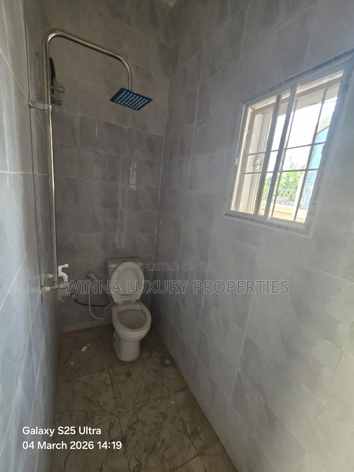 5bdrm Duplex in Primasset Estate, Lugbe District for sale