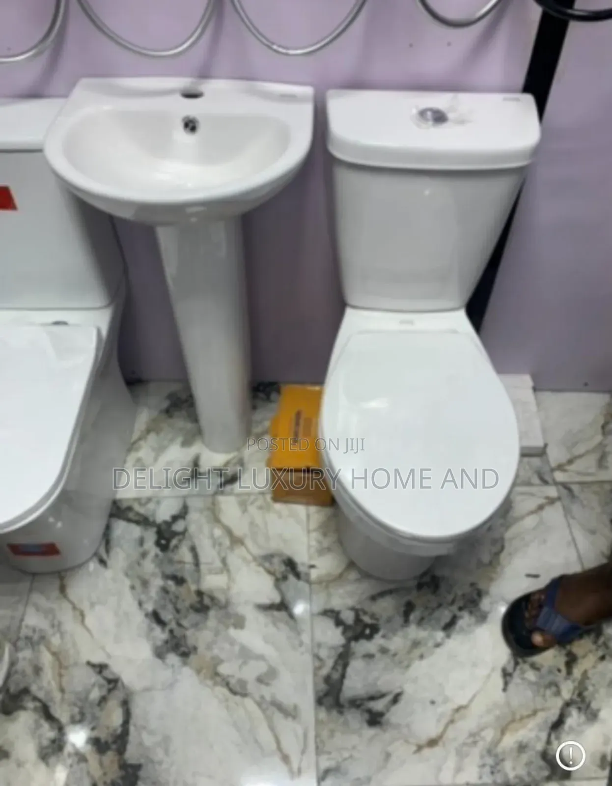 Min Set Wc With Basin and Pedestal
