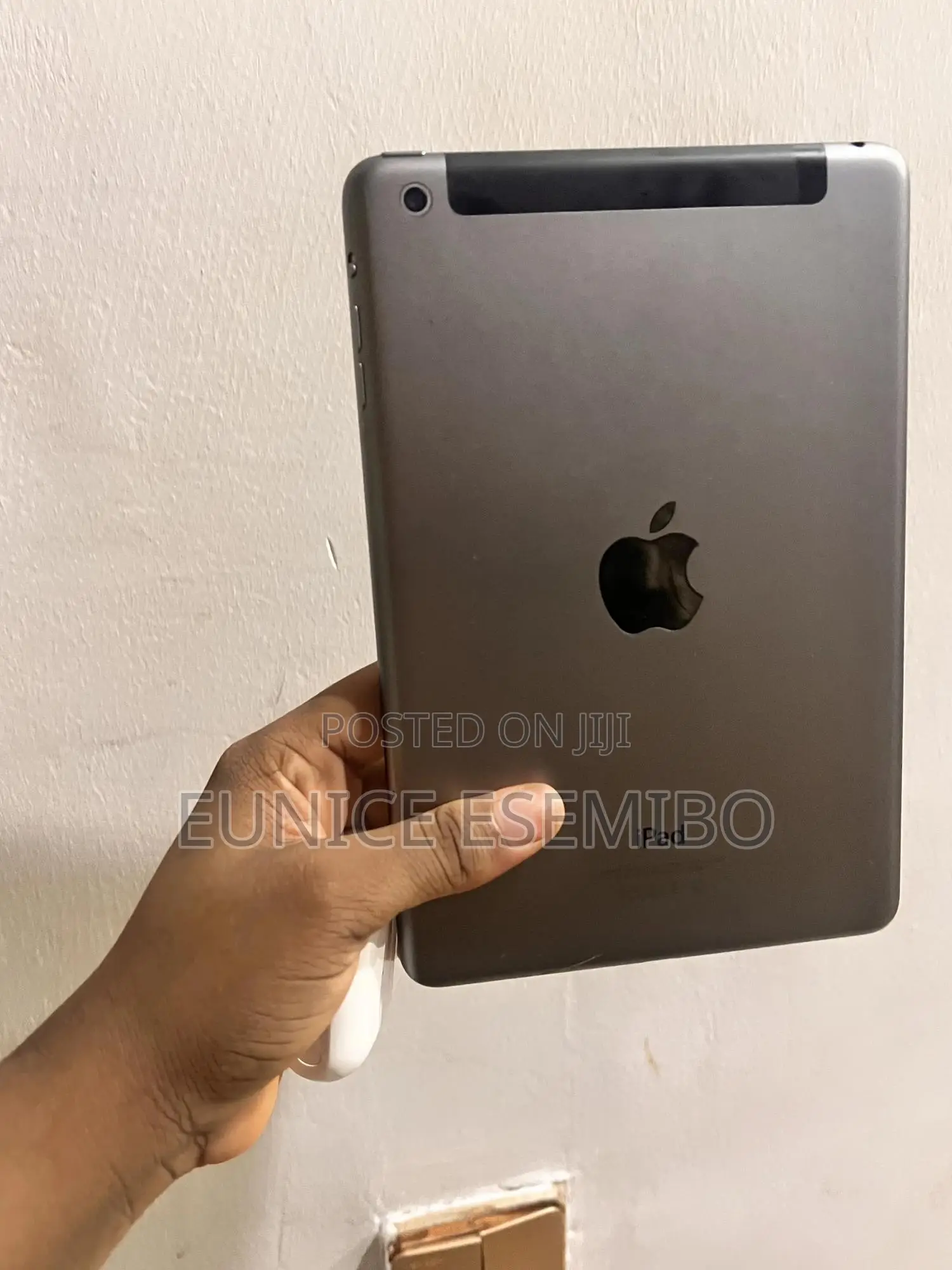 Apple iPad mini 2 16 GB Gray