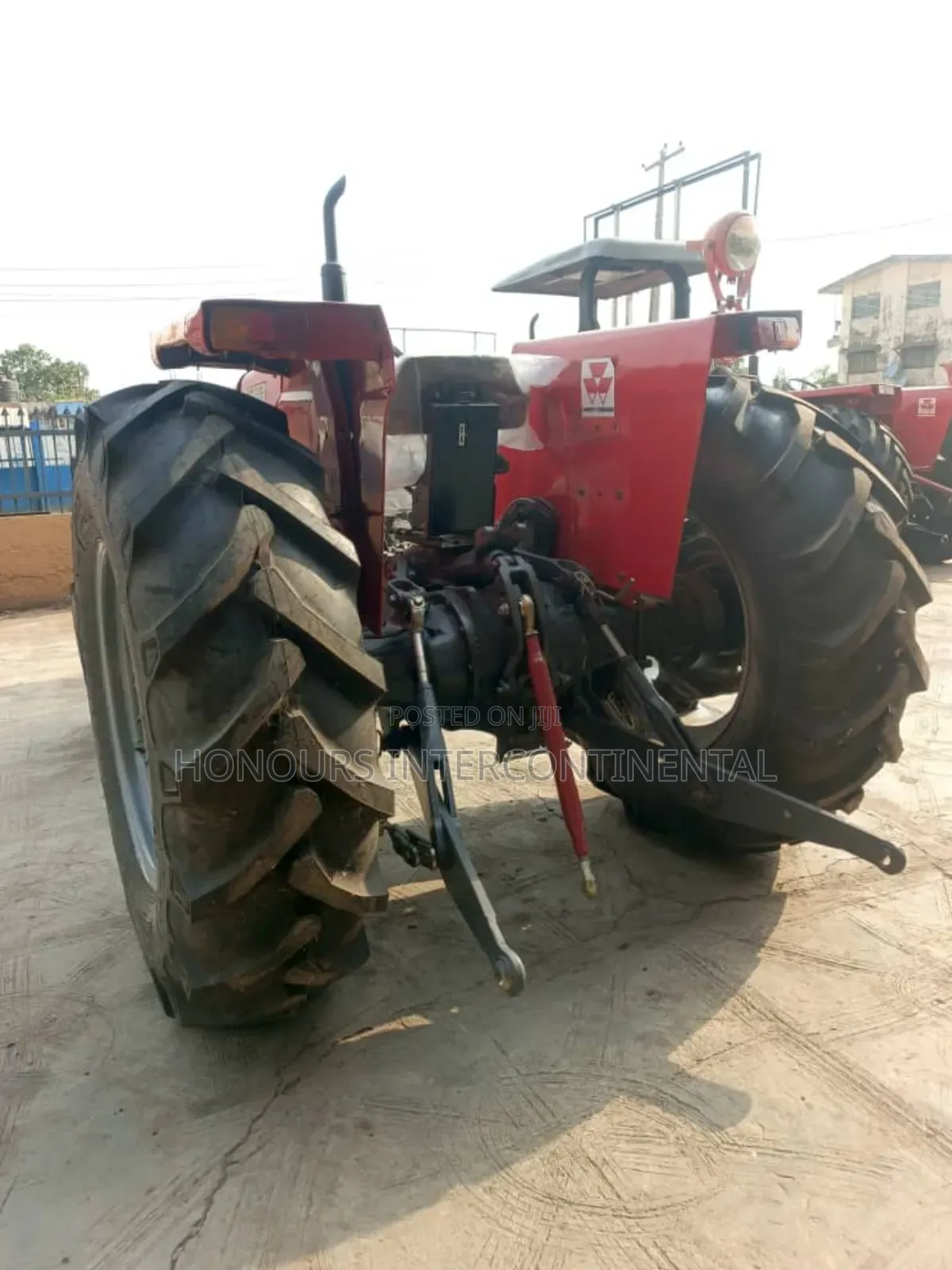 Mf 375 Tractor 0024