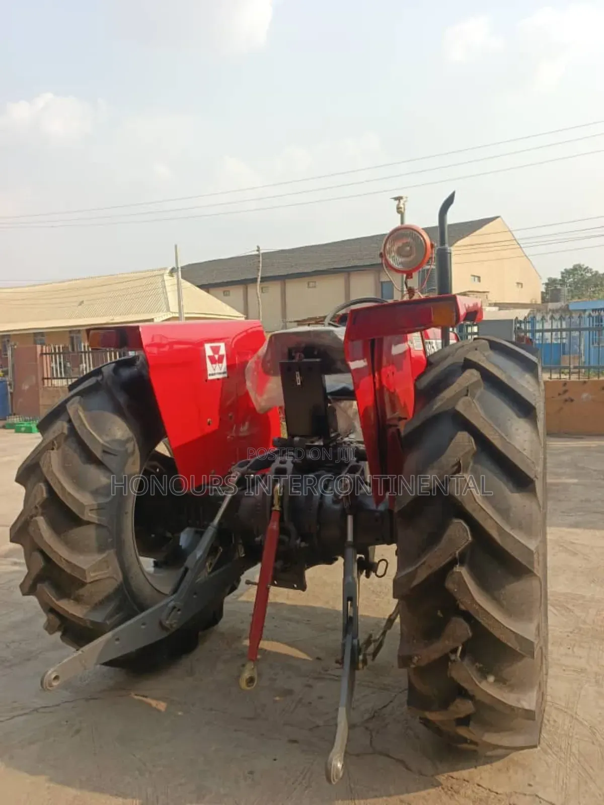 Mf 375 Tractor 0024