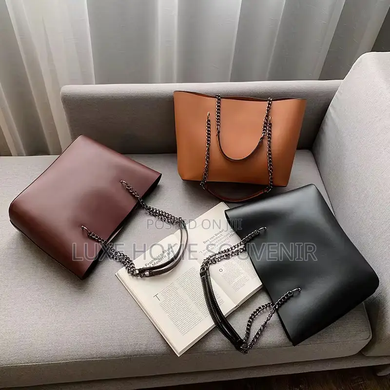 Tote Bag With Chain