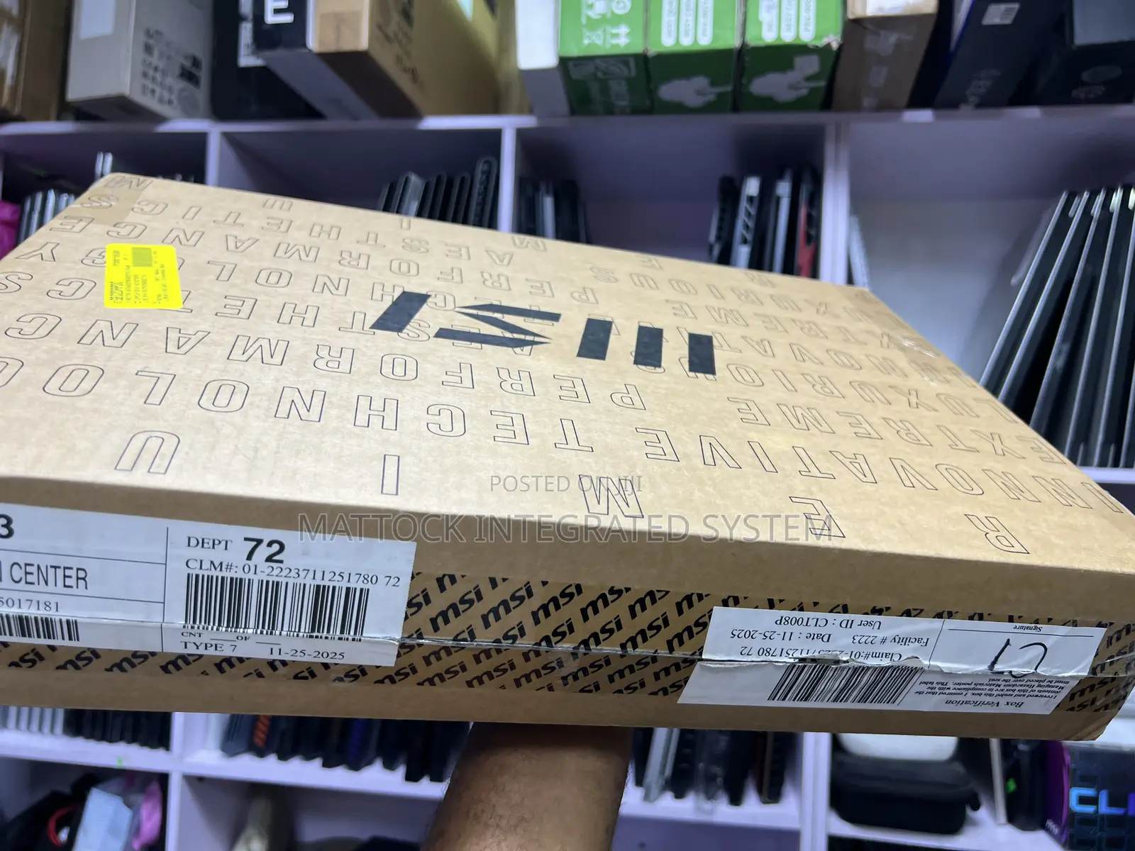 New Laptop MSI Katana 15 16GB Intel Core i7 SSD 1T