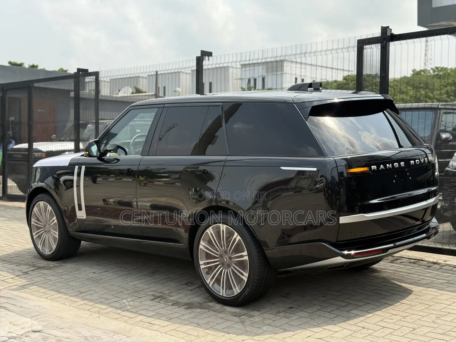 Land Rover Range Rover 2023 Black
