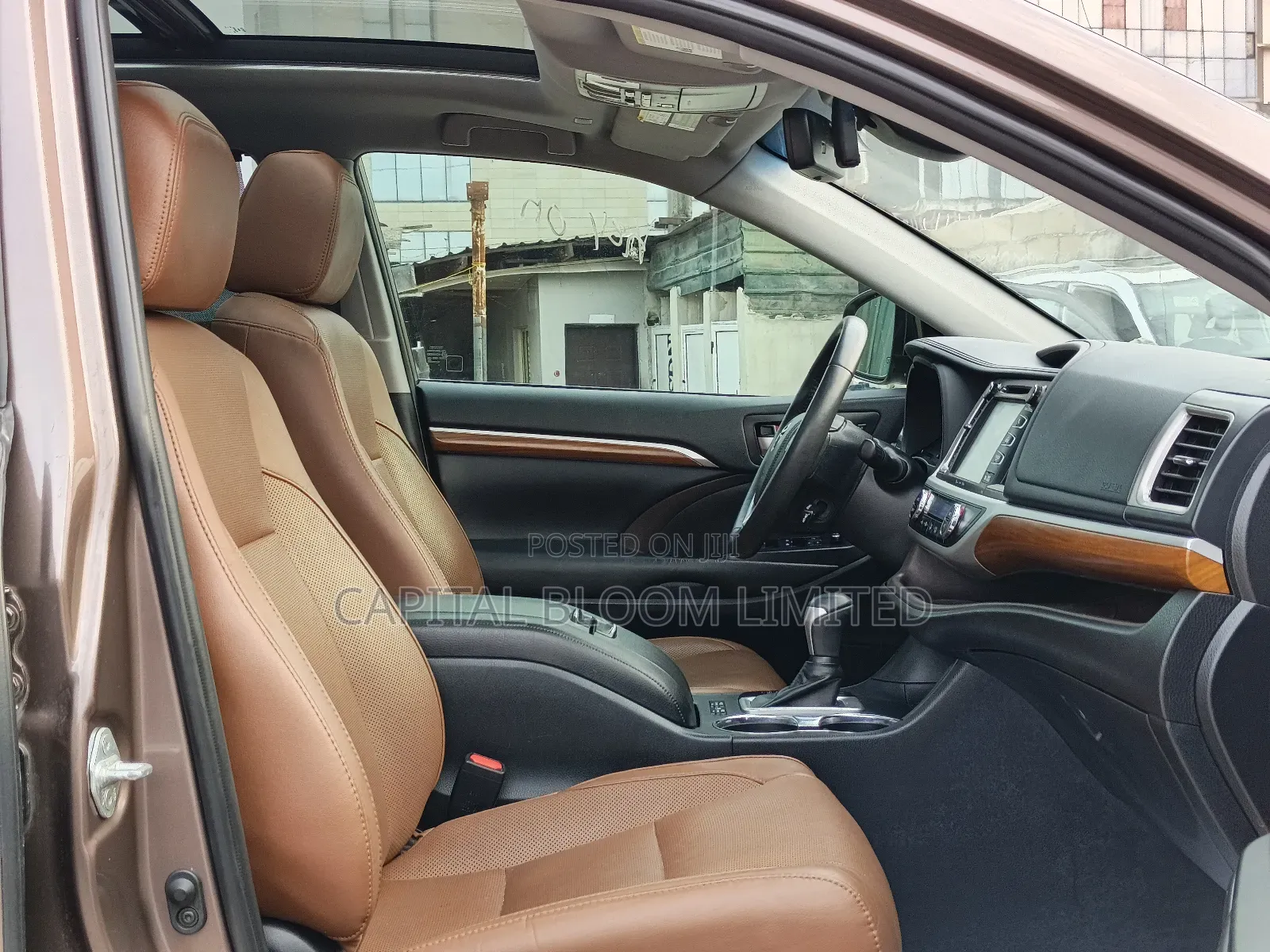 Toyota Highlander Limited 2019 Brown