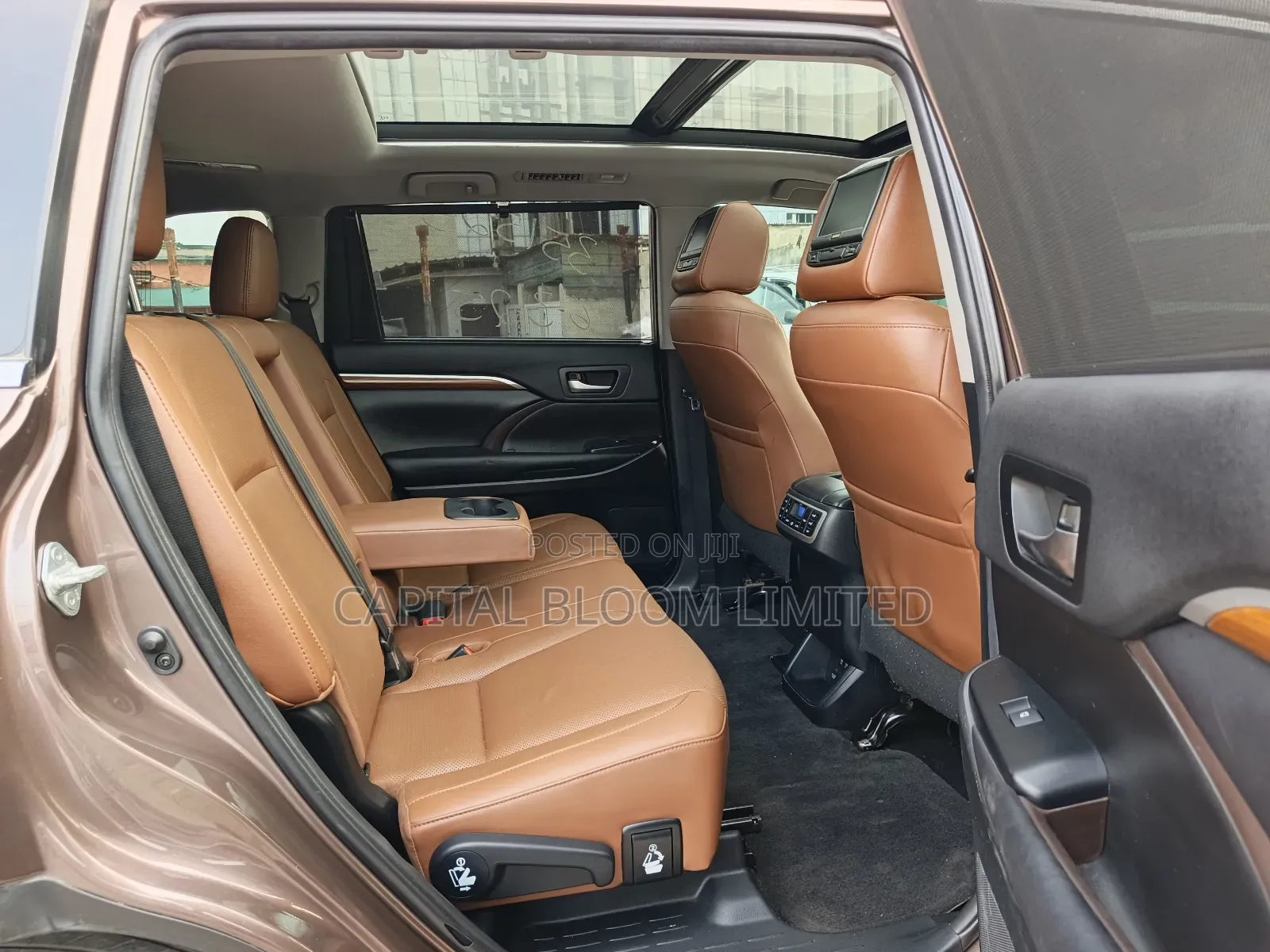 Toyota Highlander Limited 2019 Brown