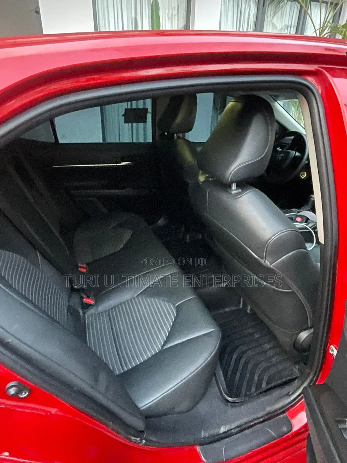 Toyota Camry SE 2023 Red
