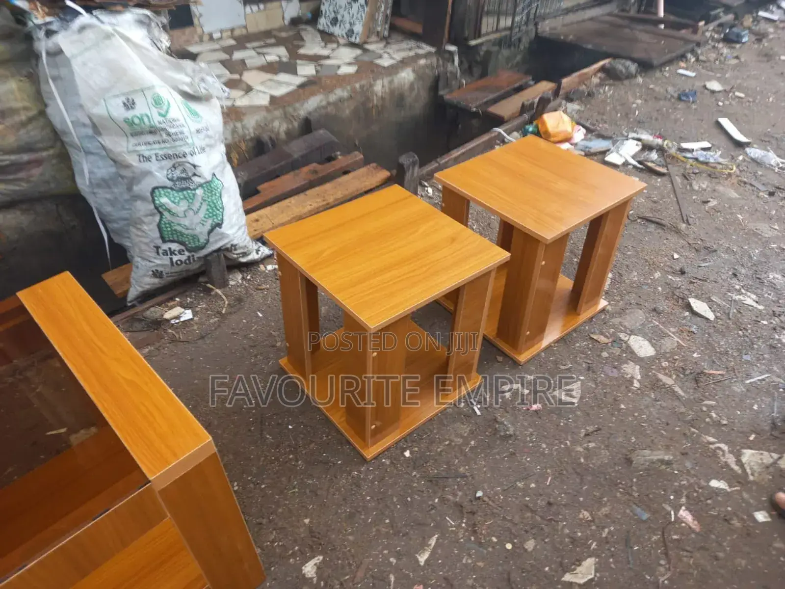 Sitting Stools L