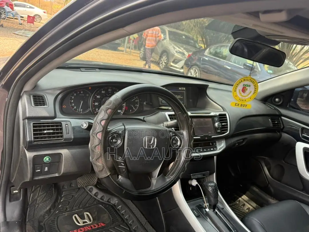 Honda Accord EX-L V-6 2dr Coupe w/Navigation (3.5L 6cyl 6M) 2014 Gray