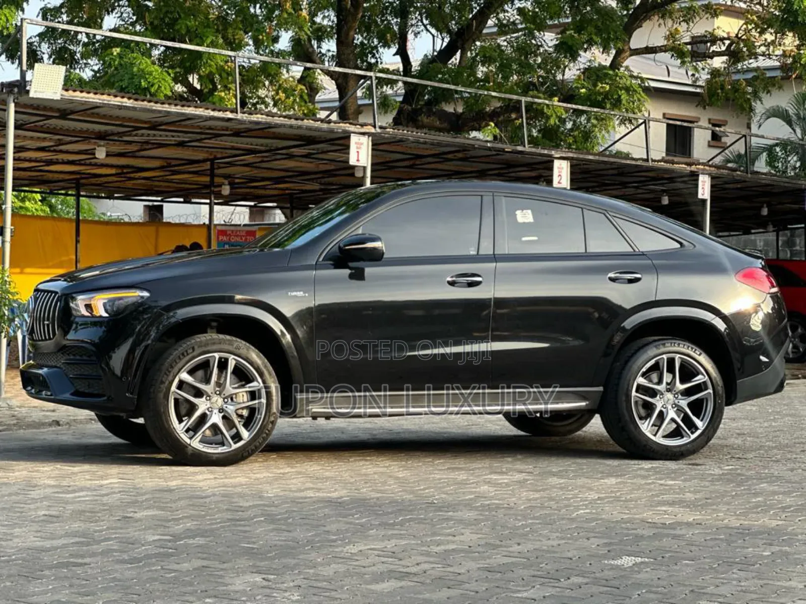 Gle 63 Available for Hire in Lagos