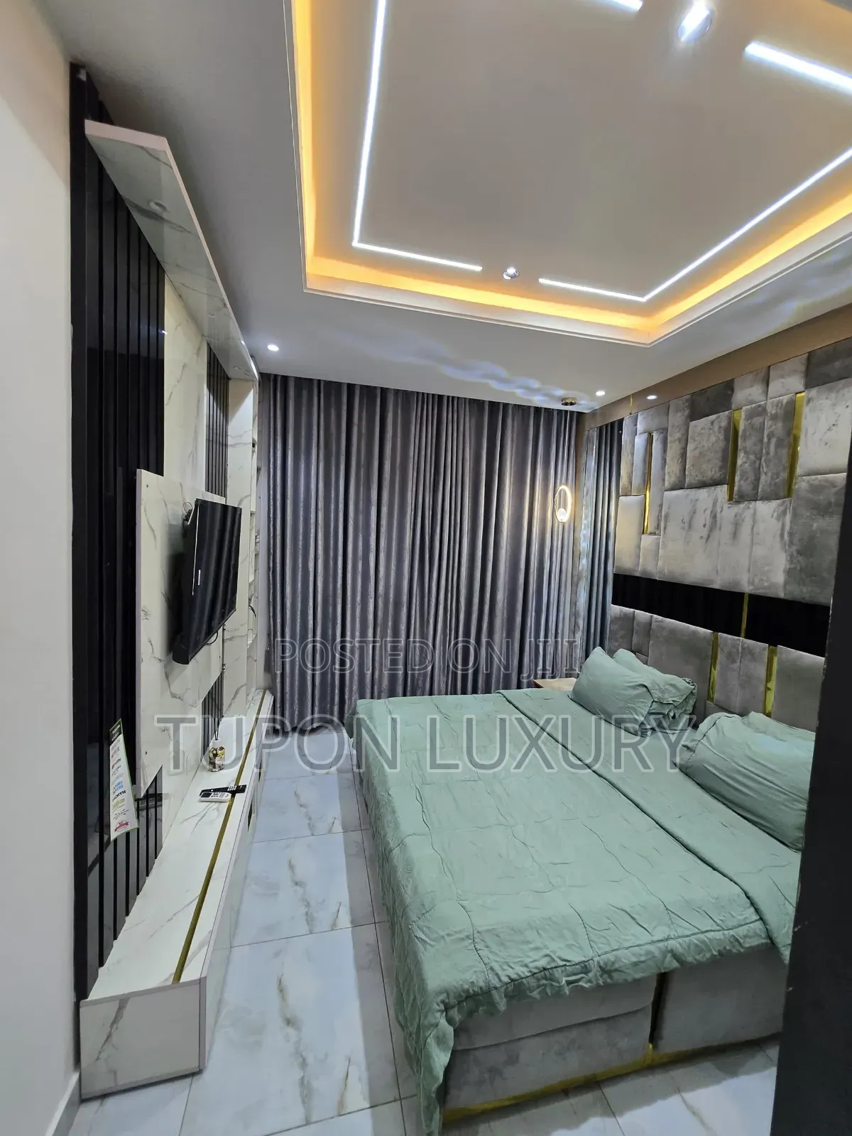 New 1bed With Pool, Ps5 , Oven Etc