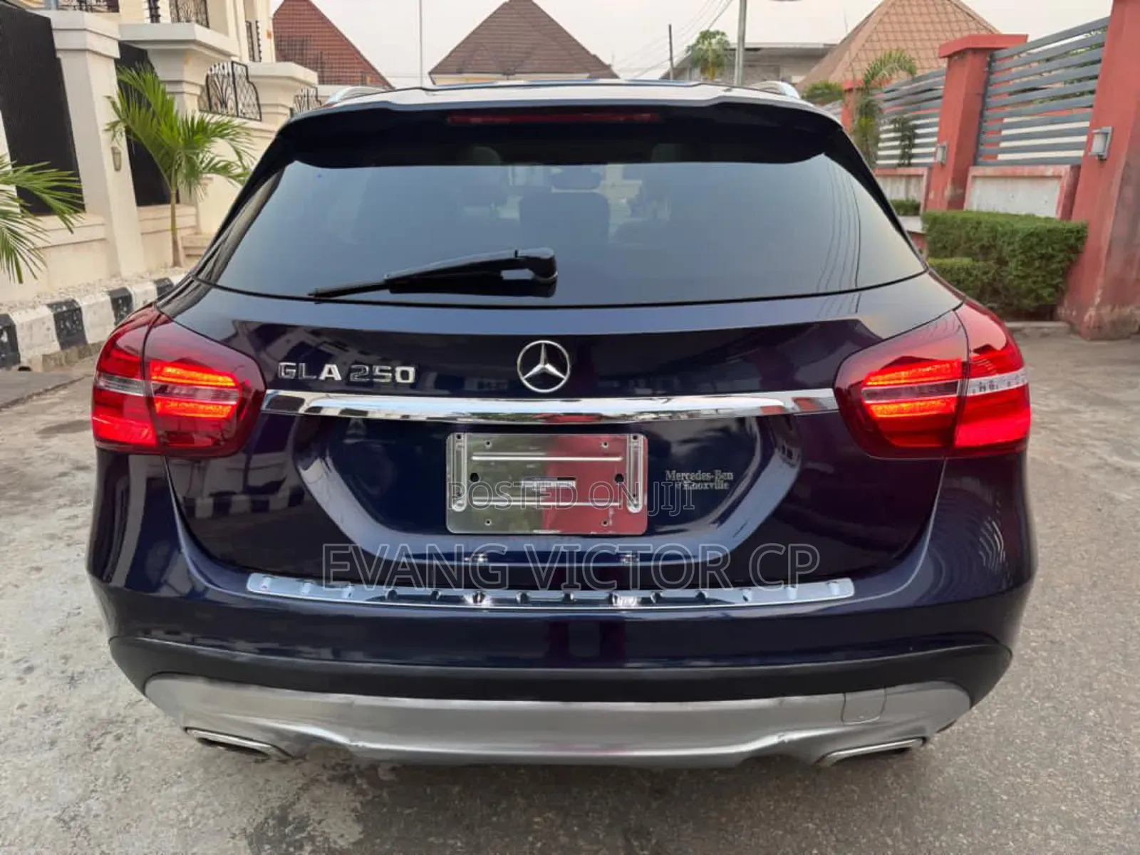 Mercedes-Benz GLA-Class 2017 Blue