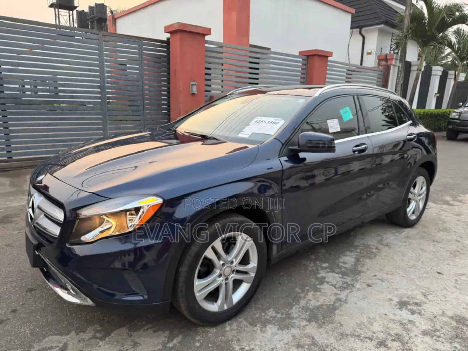 Mercedes-Benz GLA-Class 2017 Blue