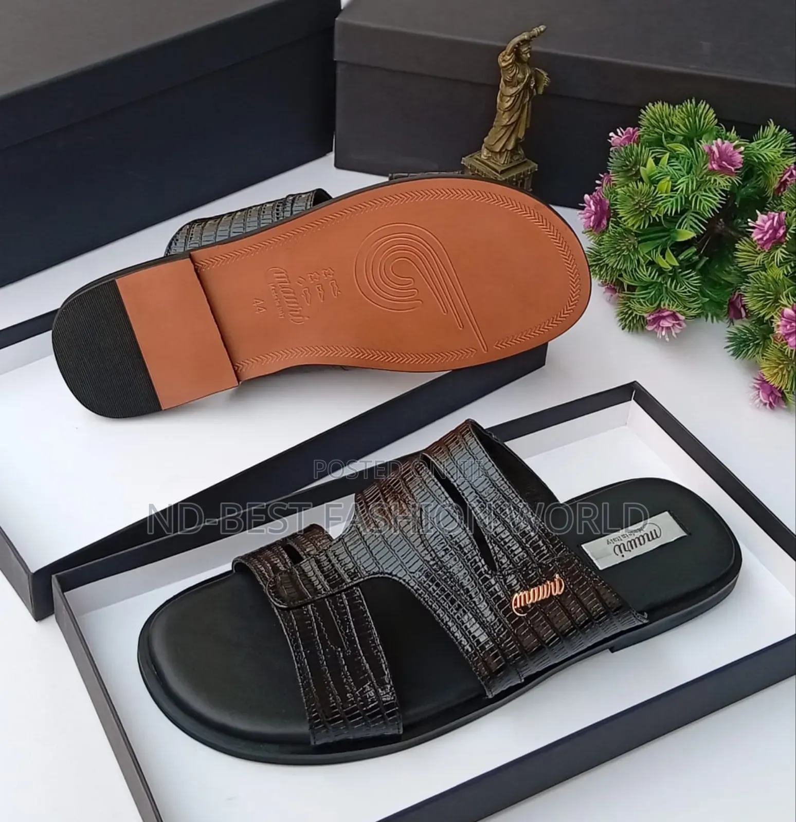 Muari Leather Slippers