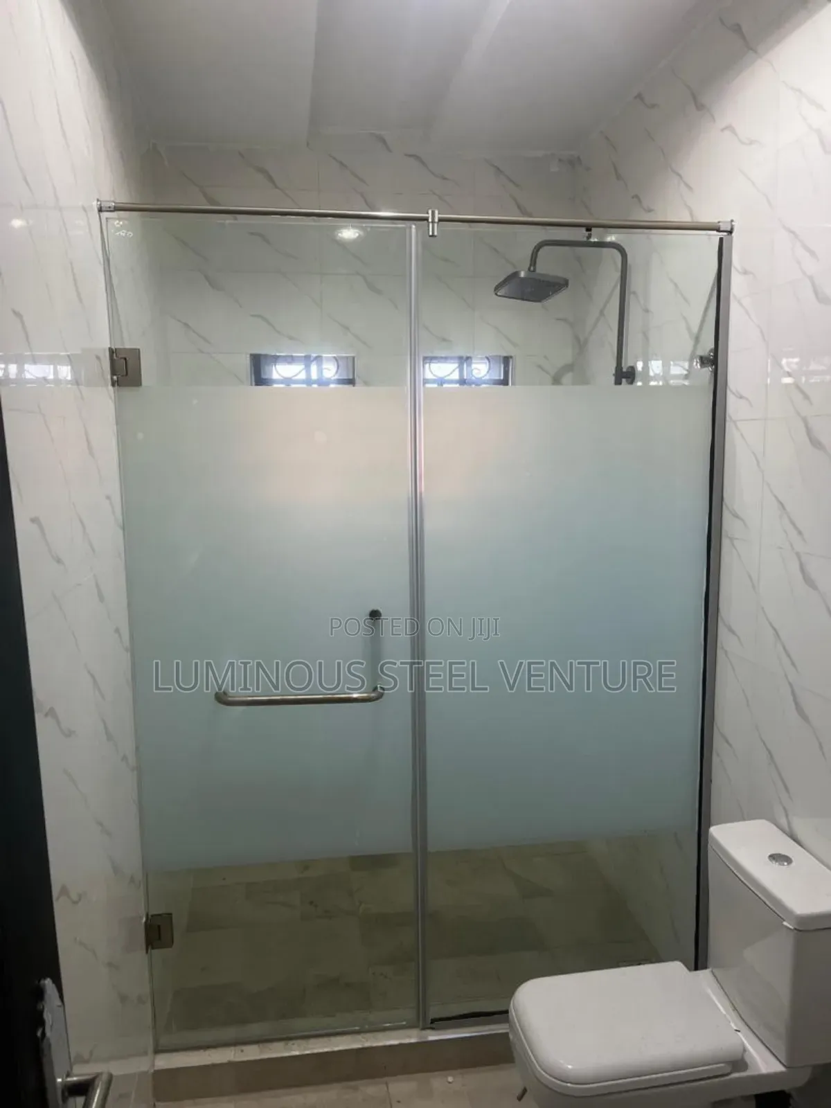 Sliver Shower Cubicle Tampered Glass 10mm Thickness