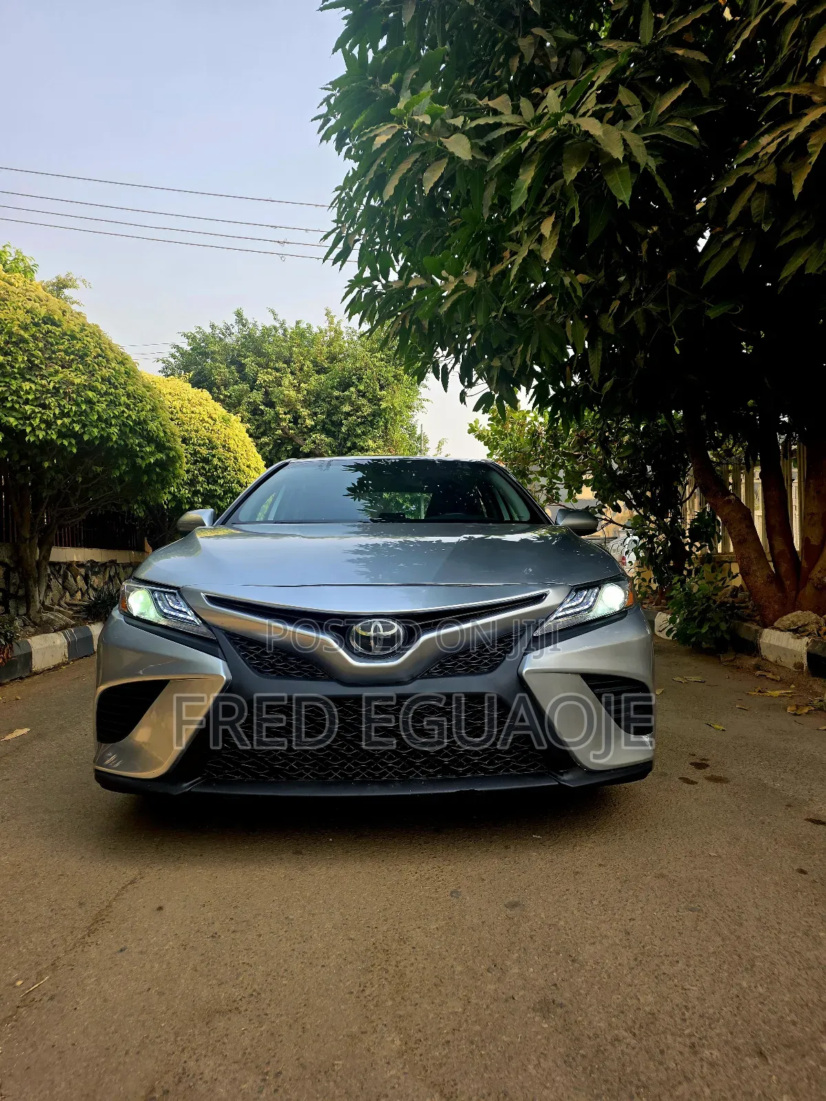 Toyota Camry SE (2.5L 4cyl 8A) 2019 Silver