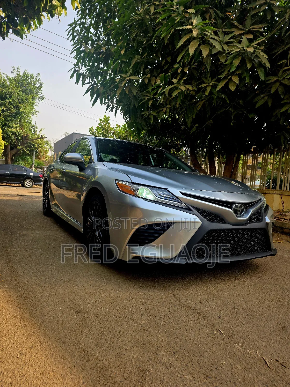 Toyota Camry SE (2.5L 4cyl 8A) 2019 Silver