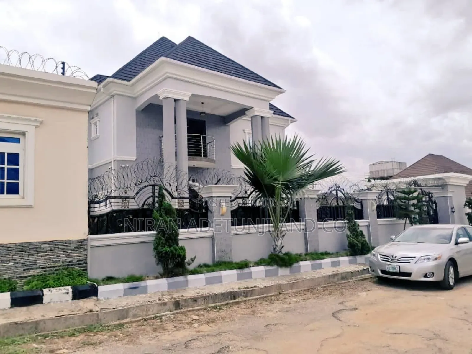 5bdrm Duplex in Pentvill Estate, Lokogoma for sale
