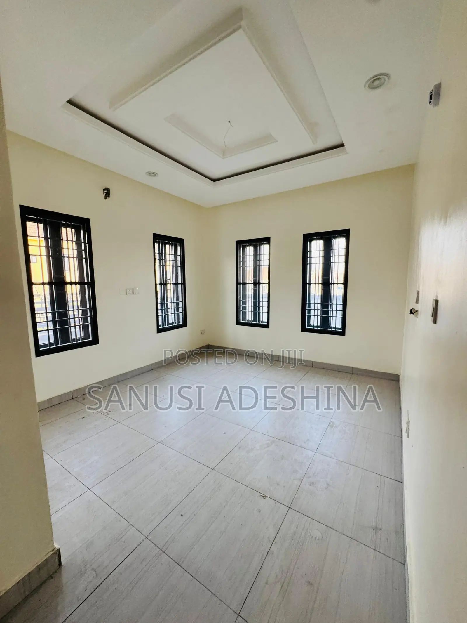5bdrm Duplex in Jahi Gilmore,Fct for sale