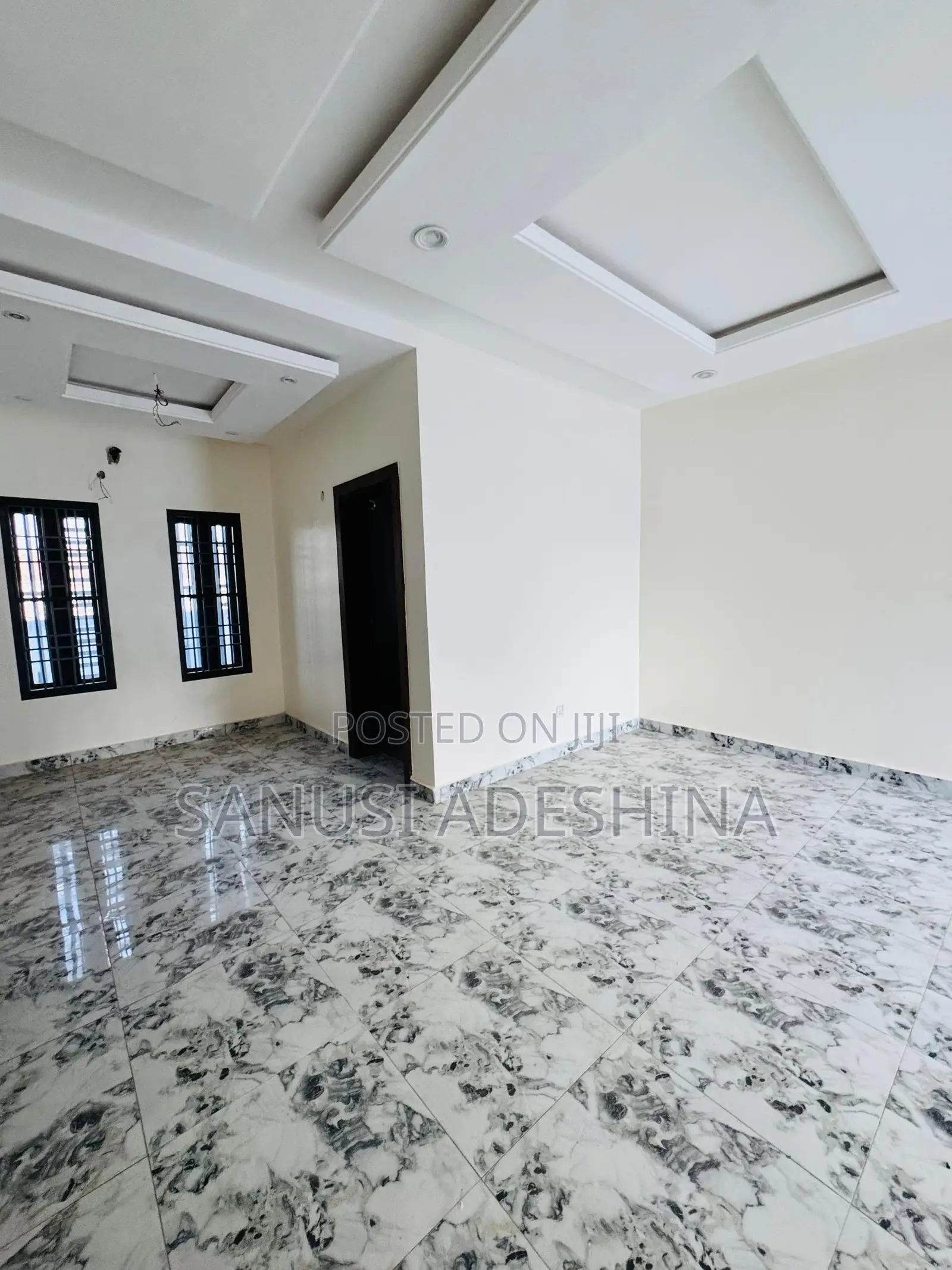 5bdrm Duplex in Jahi Gilmore,Fct for sale