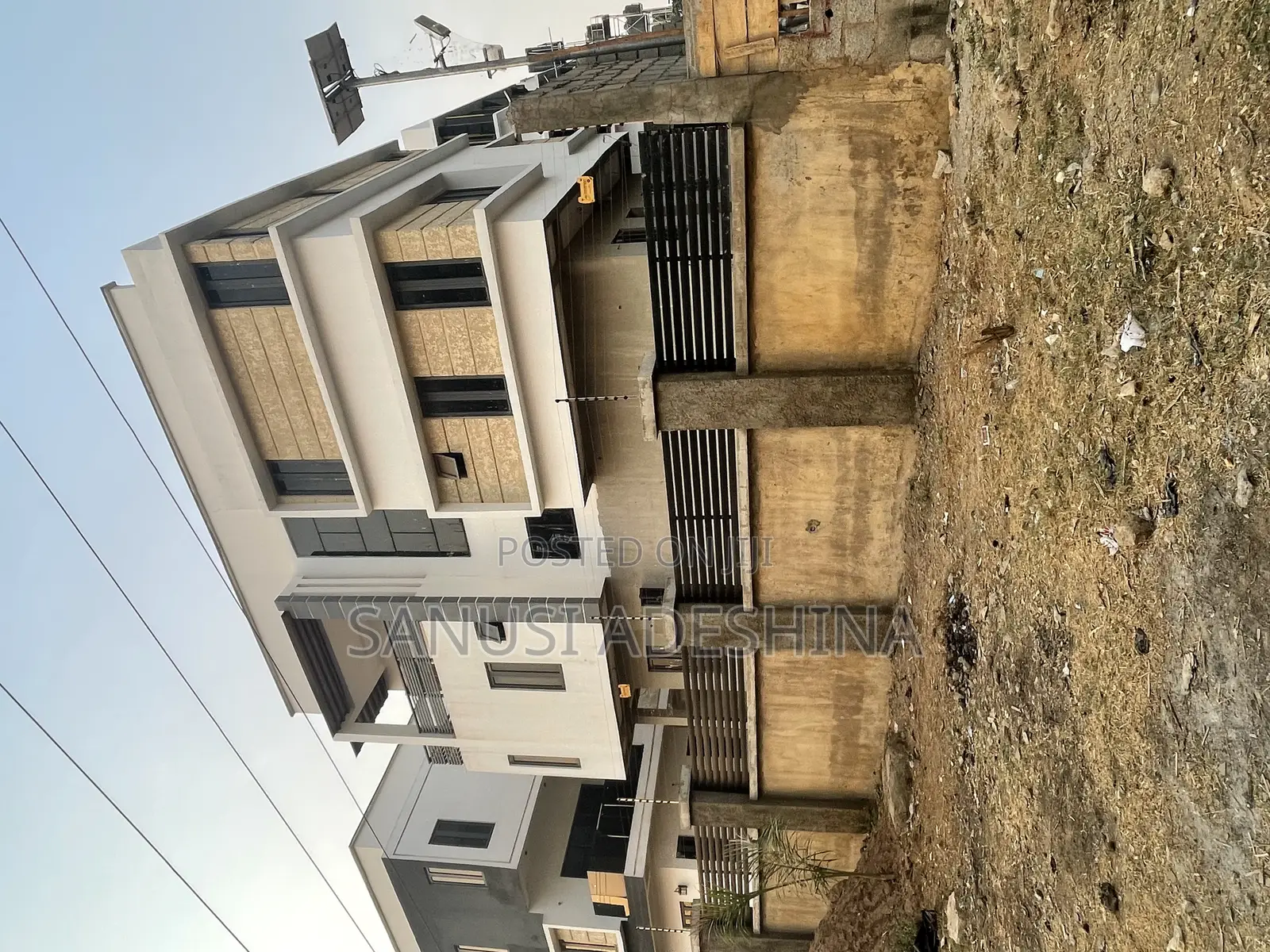 5bdrm Duplex in Jahi Gilmore,Fct for sale