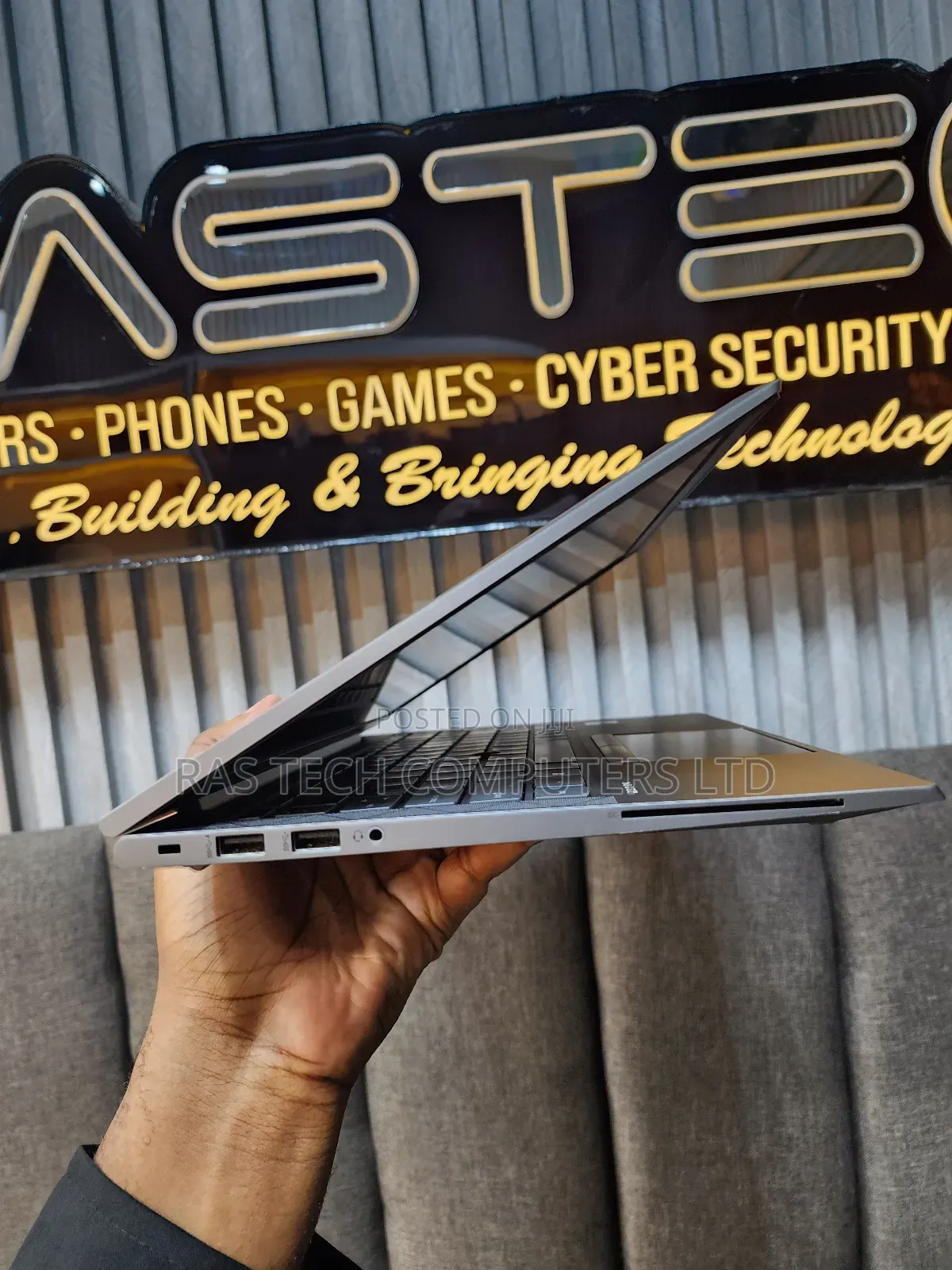 Laptop HP ZBook 14 16GB Intel Core i7 SSD 256GB