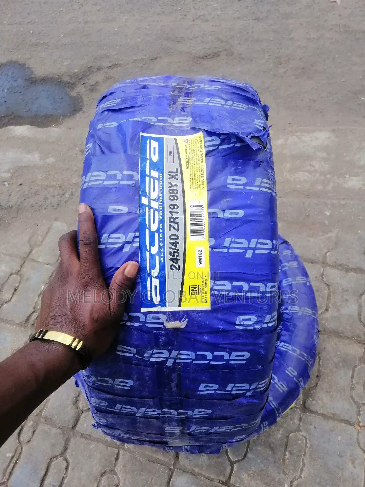245/40r19 Accerela Tyres