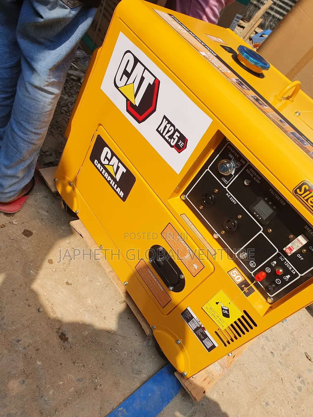 Original Cat 12kva Soundproof Diesel Generator