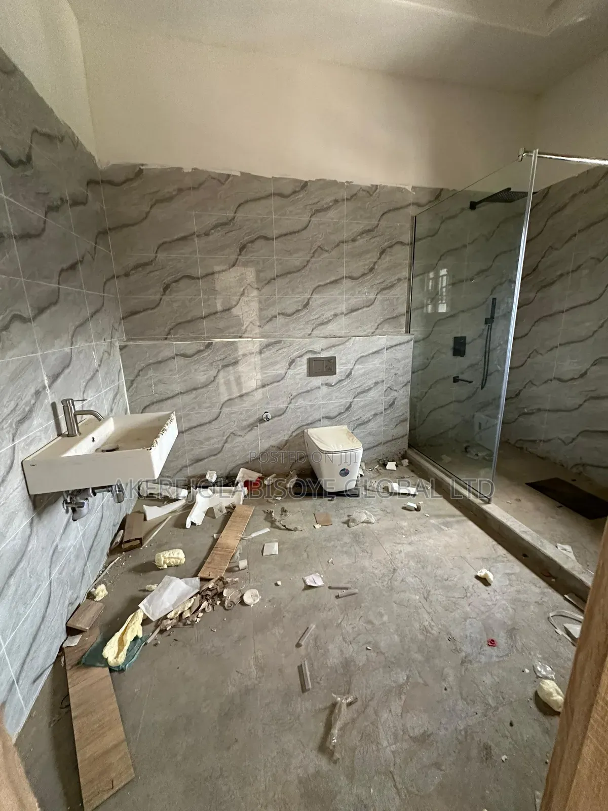 4bdrm Duplex in Lifecamp , Abuja for rent