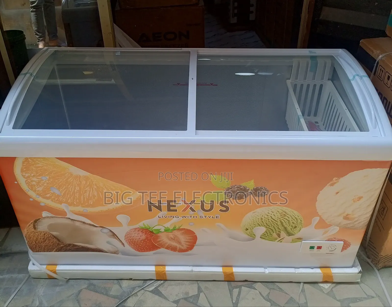 Nexus Display Freezer 455l
