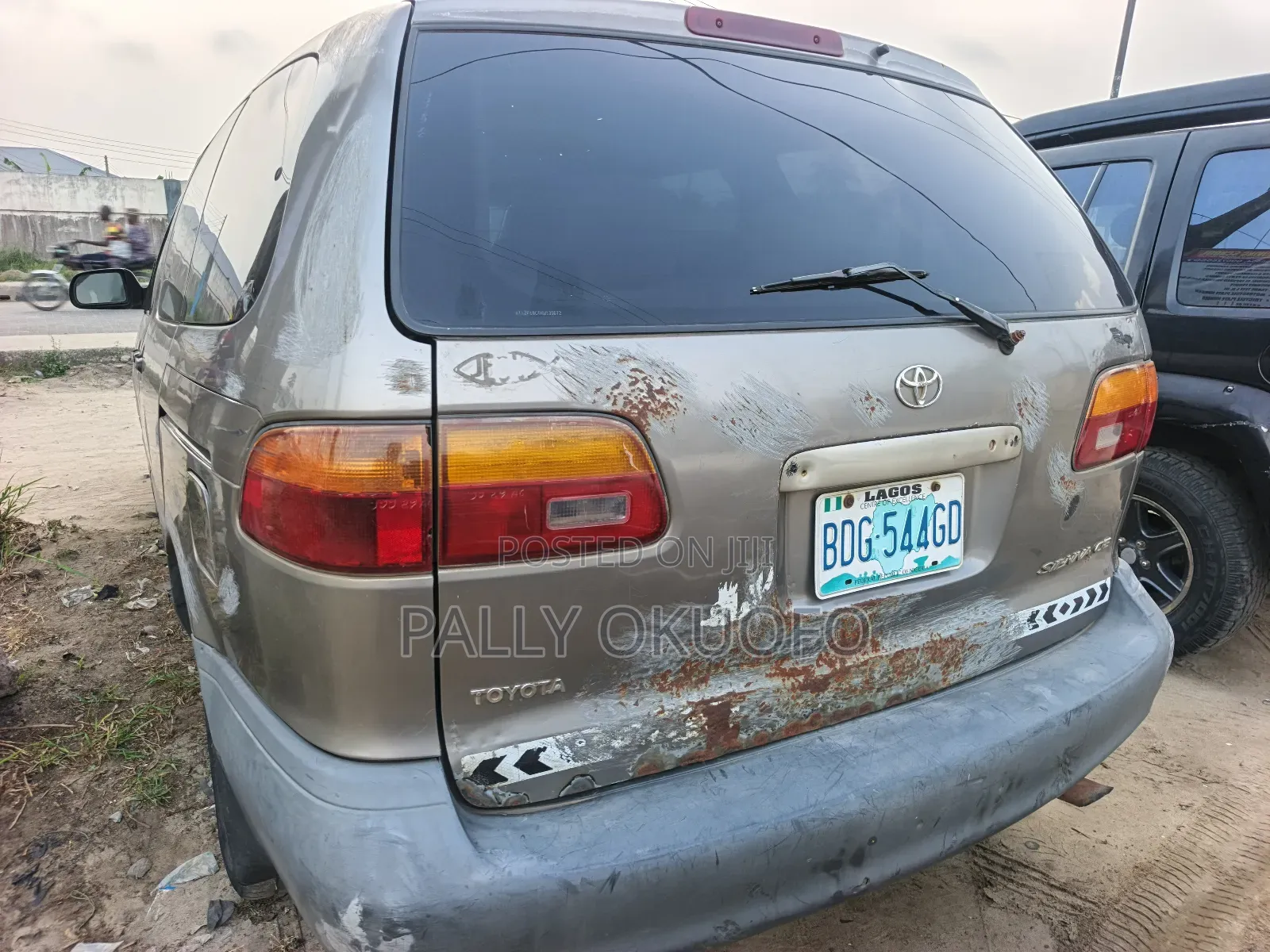 Toyota Sienna 2000 Gray