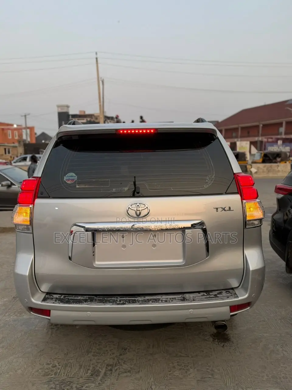 Toyota Land Cruiser Prado 2010 Silver