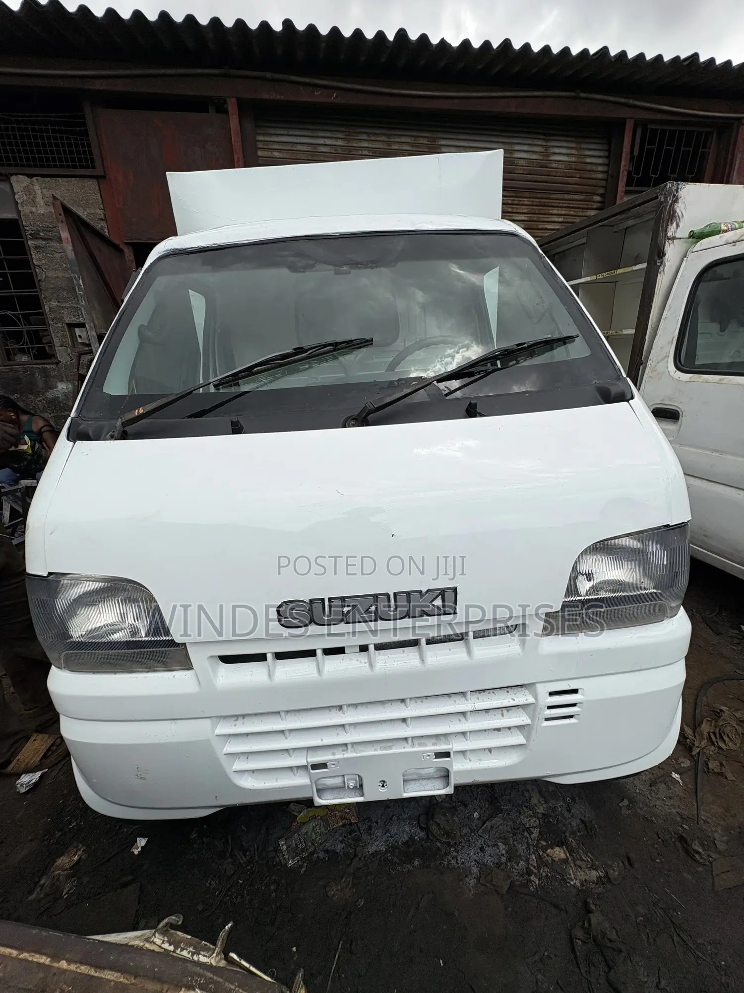 Suzuki Every Carry + Container Body