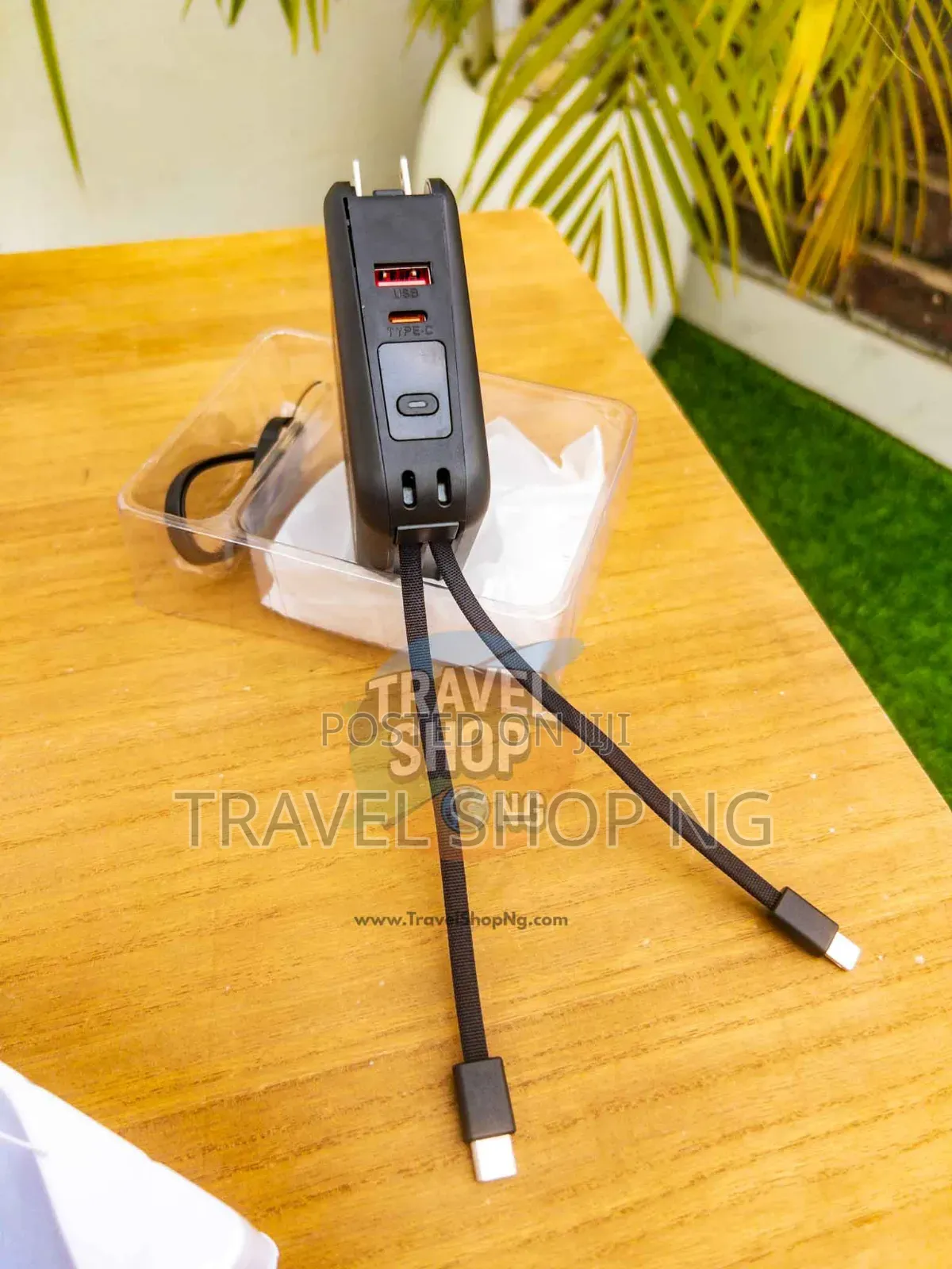 Portable Mini Power Bank With Lightning & Type-c Charging Options