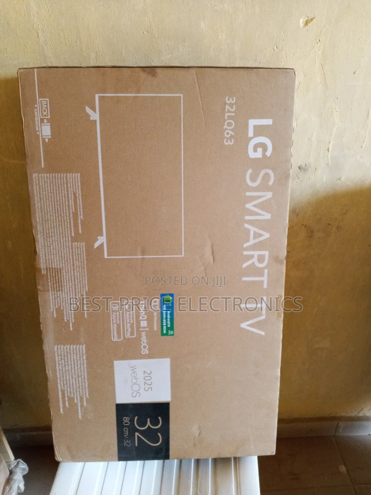 32 Inches Smart Android Television Set .